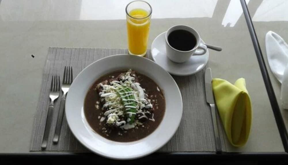 Villa Las Margaritas Plaza Cristal Ксалапа Екстериор снимка